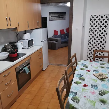 Apartment Manila-home,2 Banos-bathrooms *